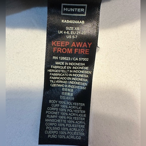 Hunter kids socks rubberized logo patch at rolled cuffs. Size XS (2 pairs ) - Picture 7 of 12